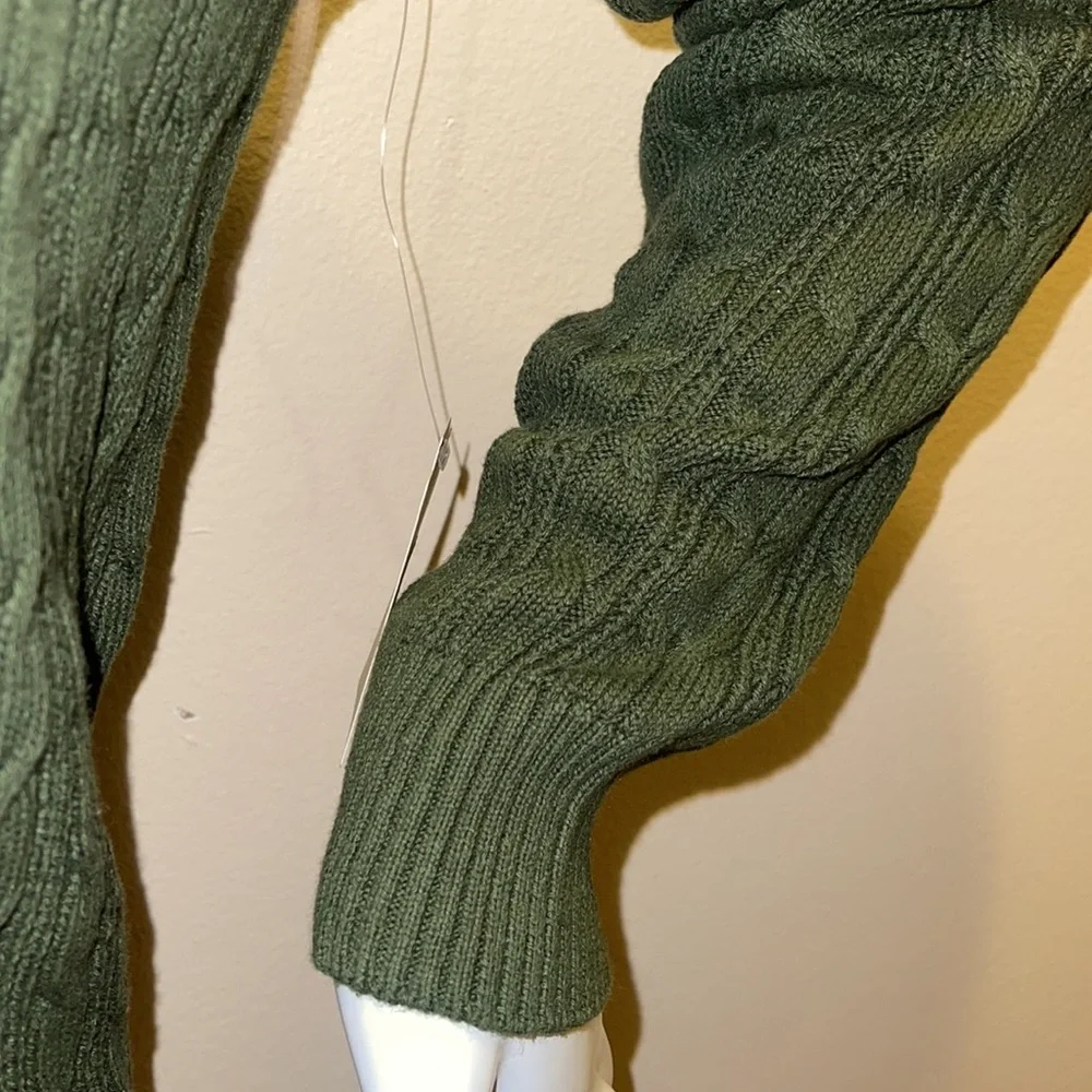⭐️St. John's Bay Womens long sleeve Cree Cable Knit Cotton Blend Sweater SP - Picture 5 of 9